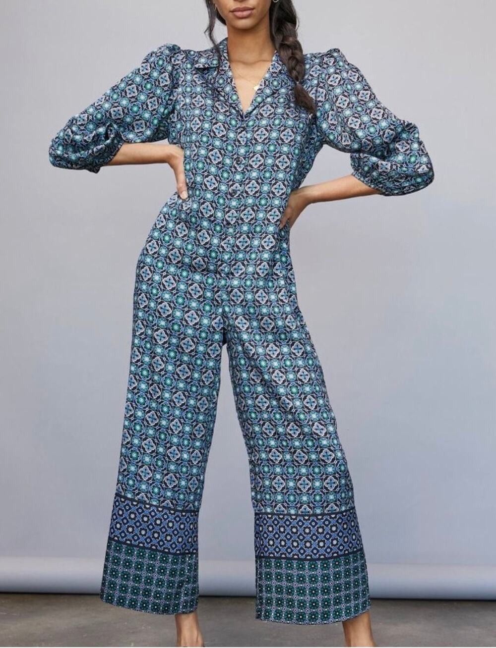 Anthropologie Morgan Jumpsuit women’s size xs blue printed wide leg long sleeves